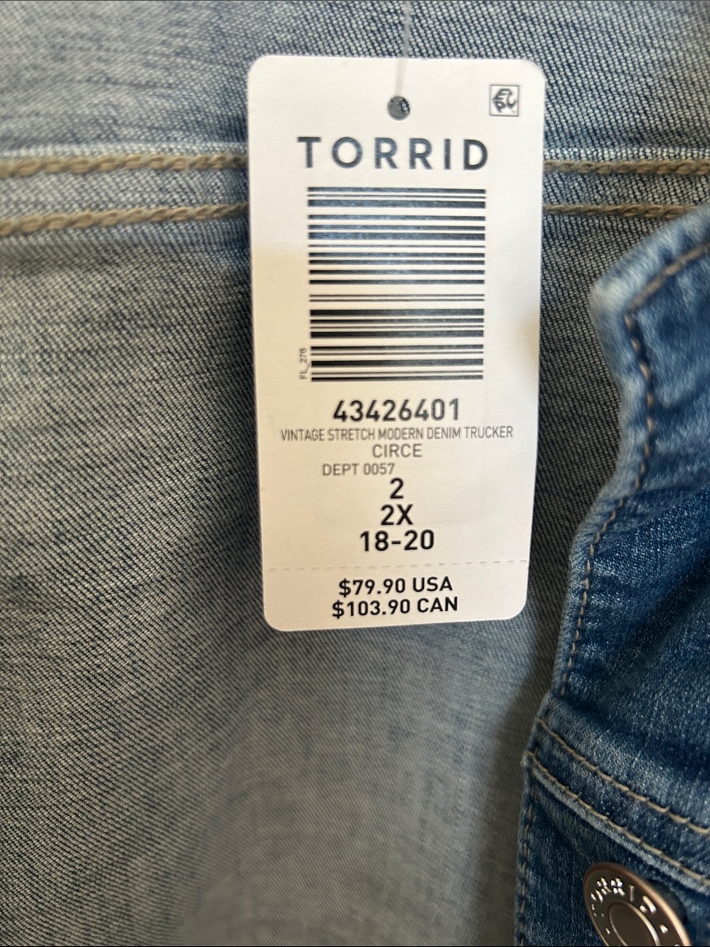 torrid Blue Denim Trucker Jacket with Tag - Picture 3 of 7